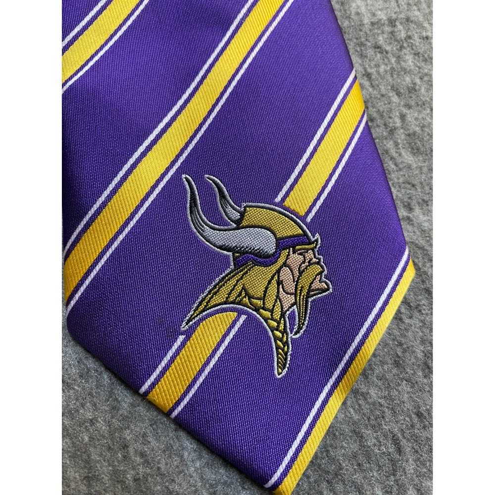 NFL Minnesota Vikings Mens Necktie Purple Gold Striped Logo 58" Football Tie